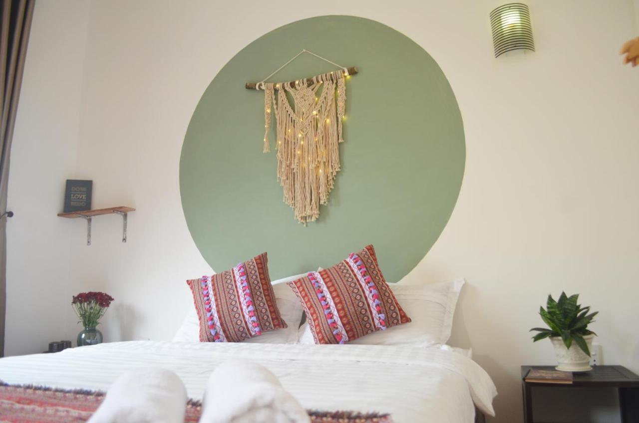 هوي ان Corner Night Market Homestay المظهر الخارجي الصورة